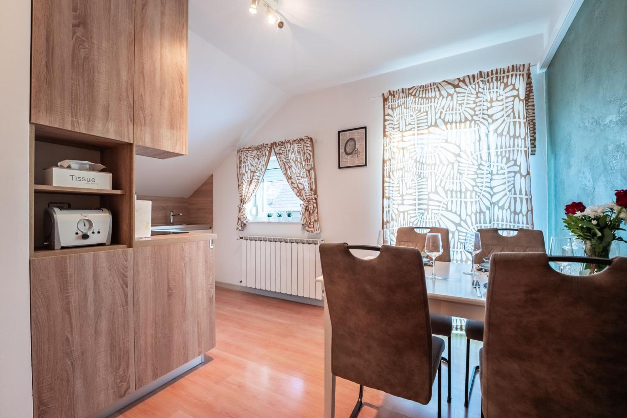 Apartment Premier Бьеловар Экстерьер фото